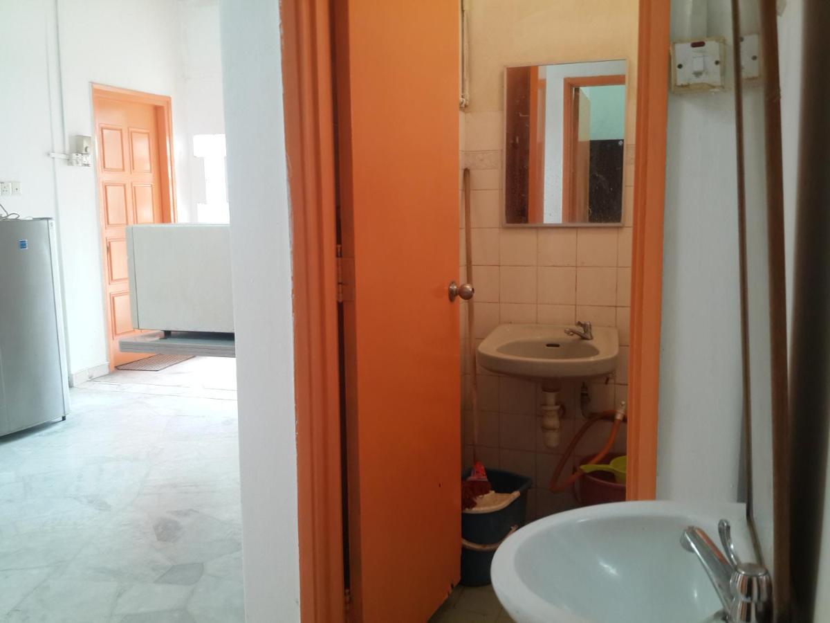 My Place Apartment Subang Jaya Esterno foto