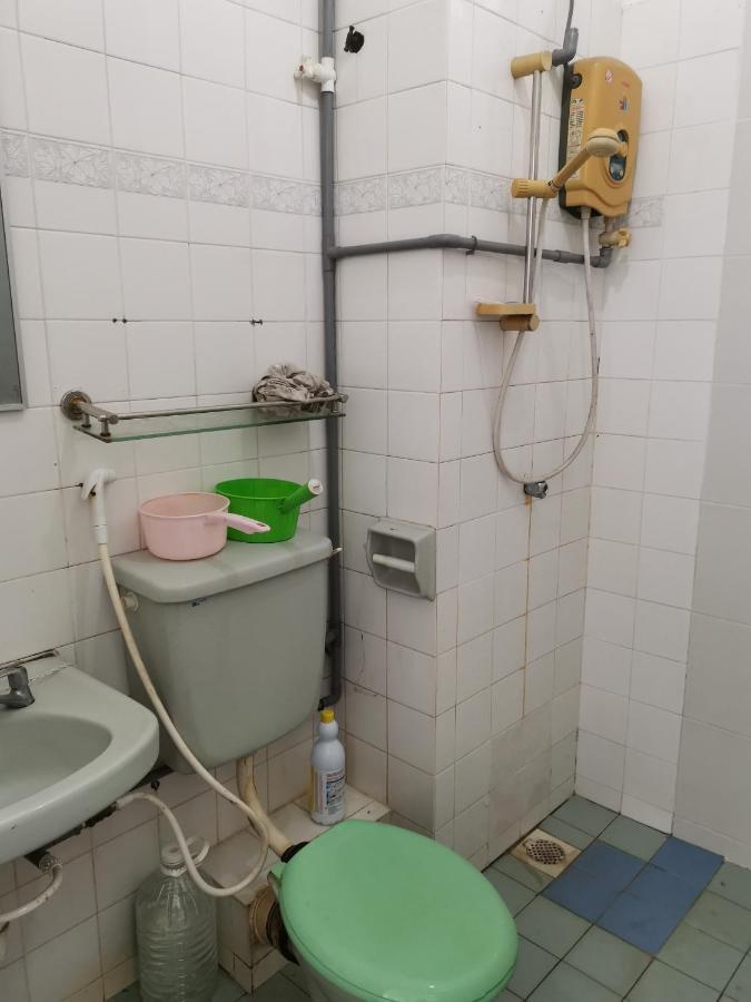 My Place Apartment Subang Jaya Esterno foto