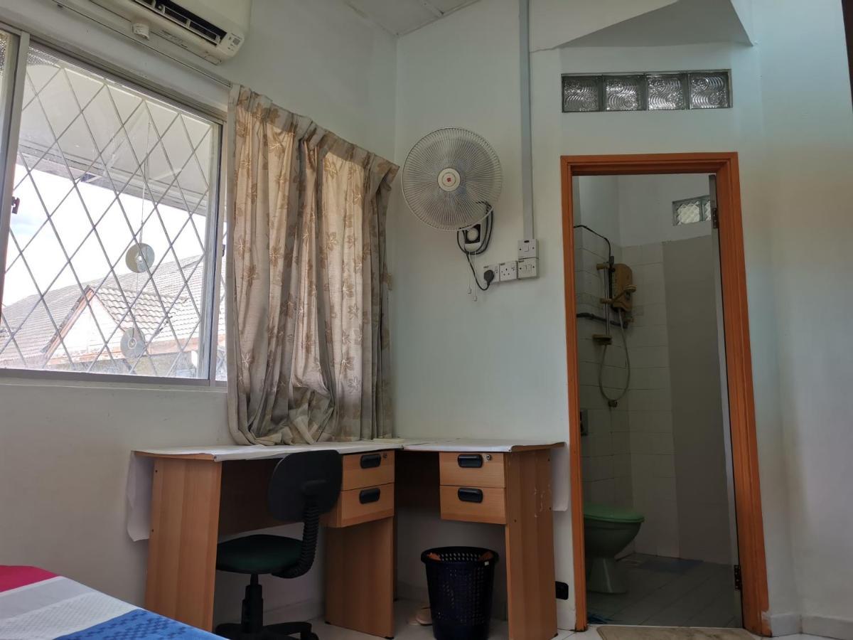 My Place Apartment Subang Jaya Esterno foto